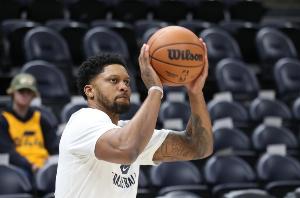 少的失误展 少的失误展